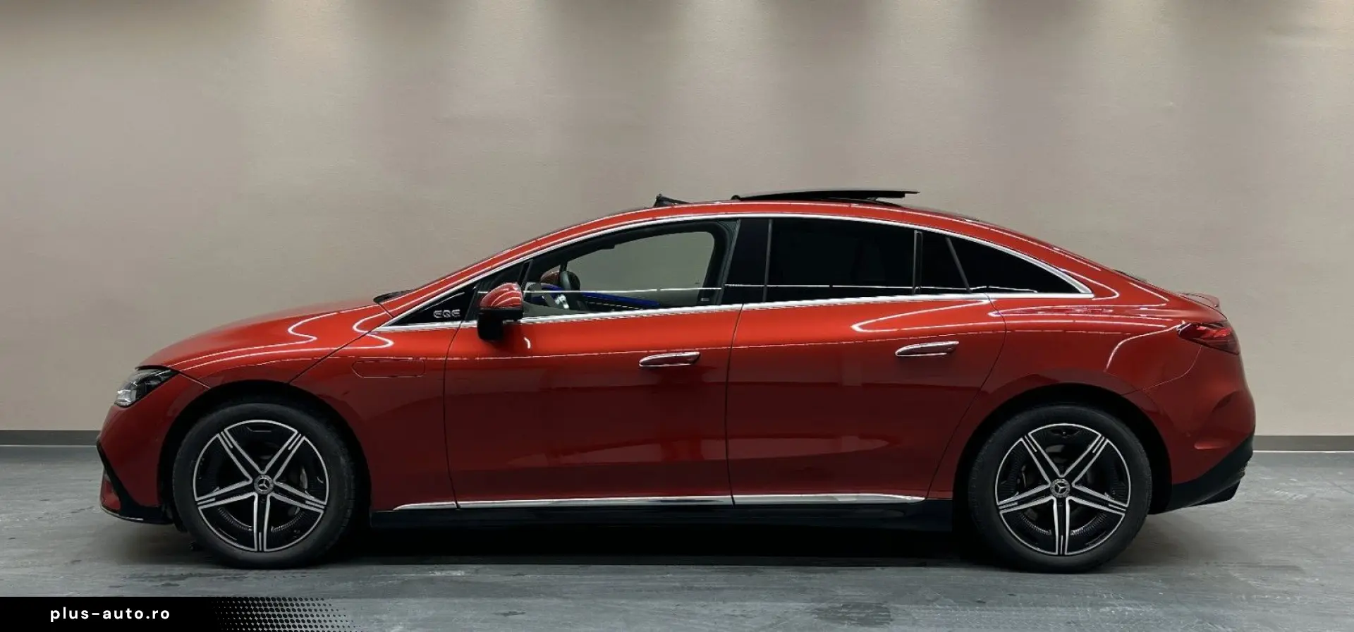 MERCEDES-BENZ EQE500 4Matic AMG LINE  1. HAND HEAD-UP 360