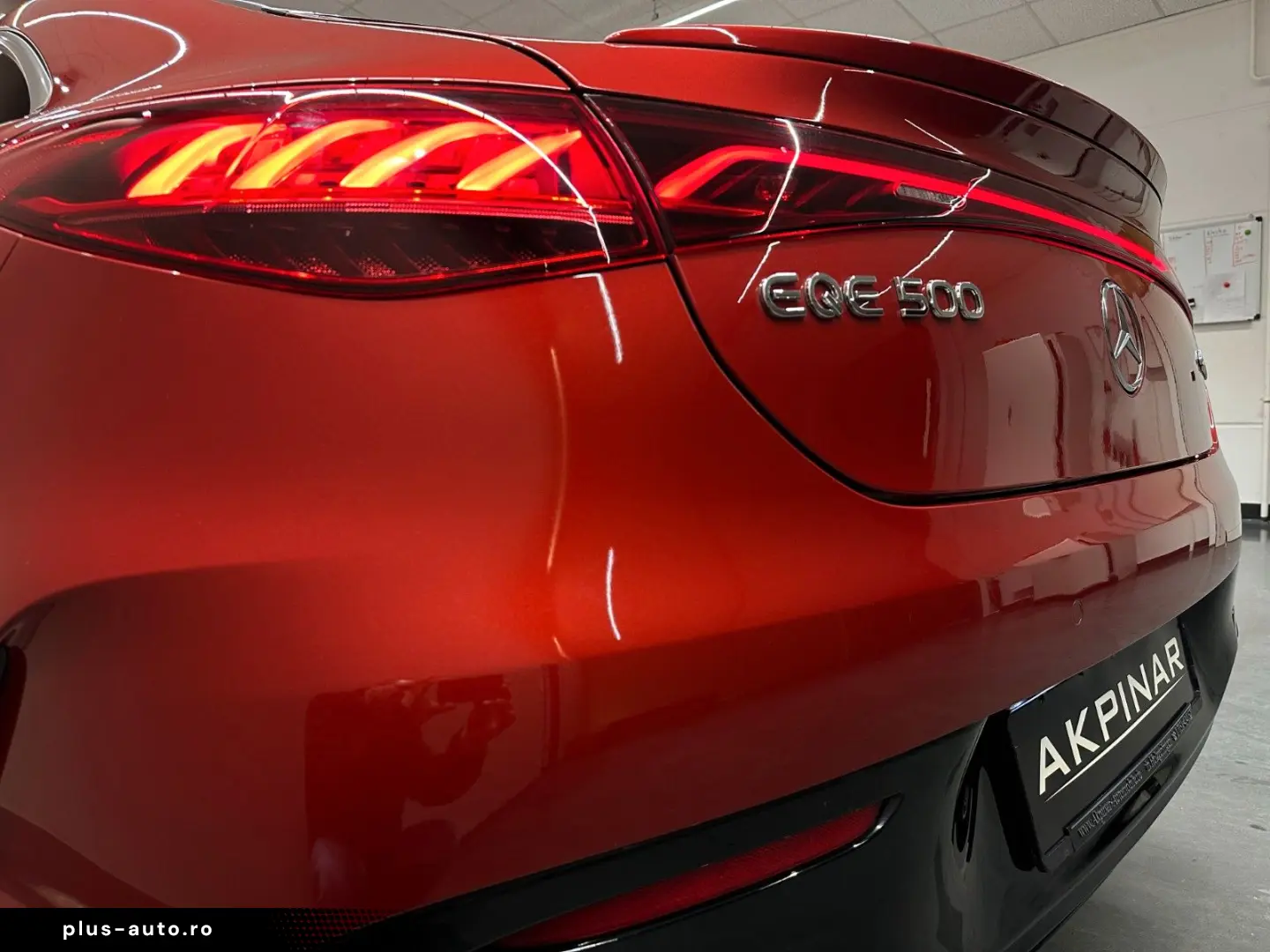 MERCEDES-BENZ EQE500 4Matic AMG LINE  1. HAND HEAD-UP 360