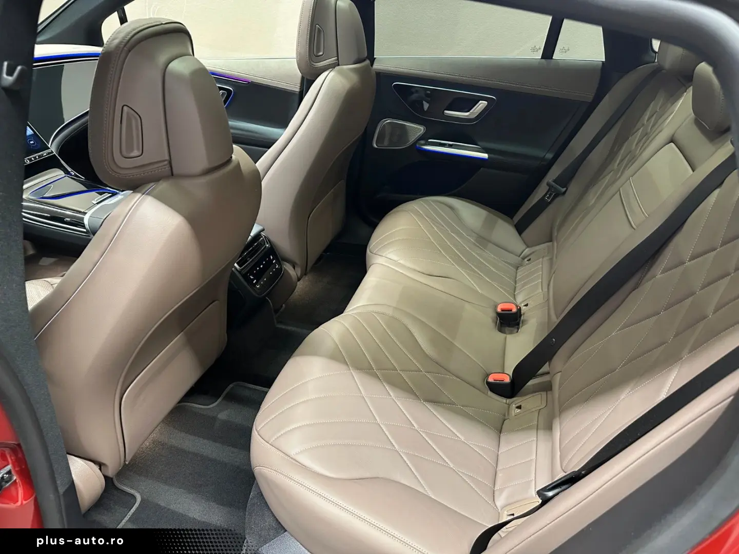 MERCEDES-BENZ EQE500 4Matic AMG LINE  1. HAND HEAD-UP 360