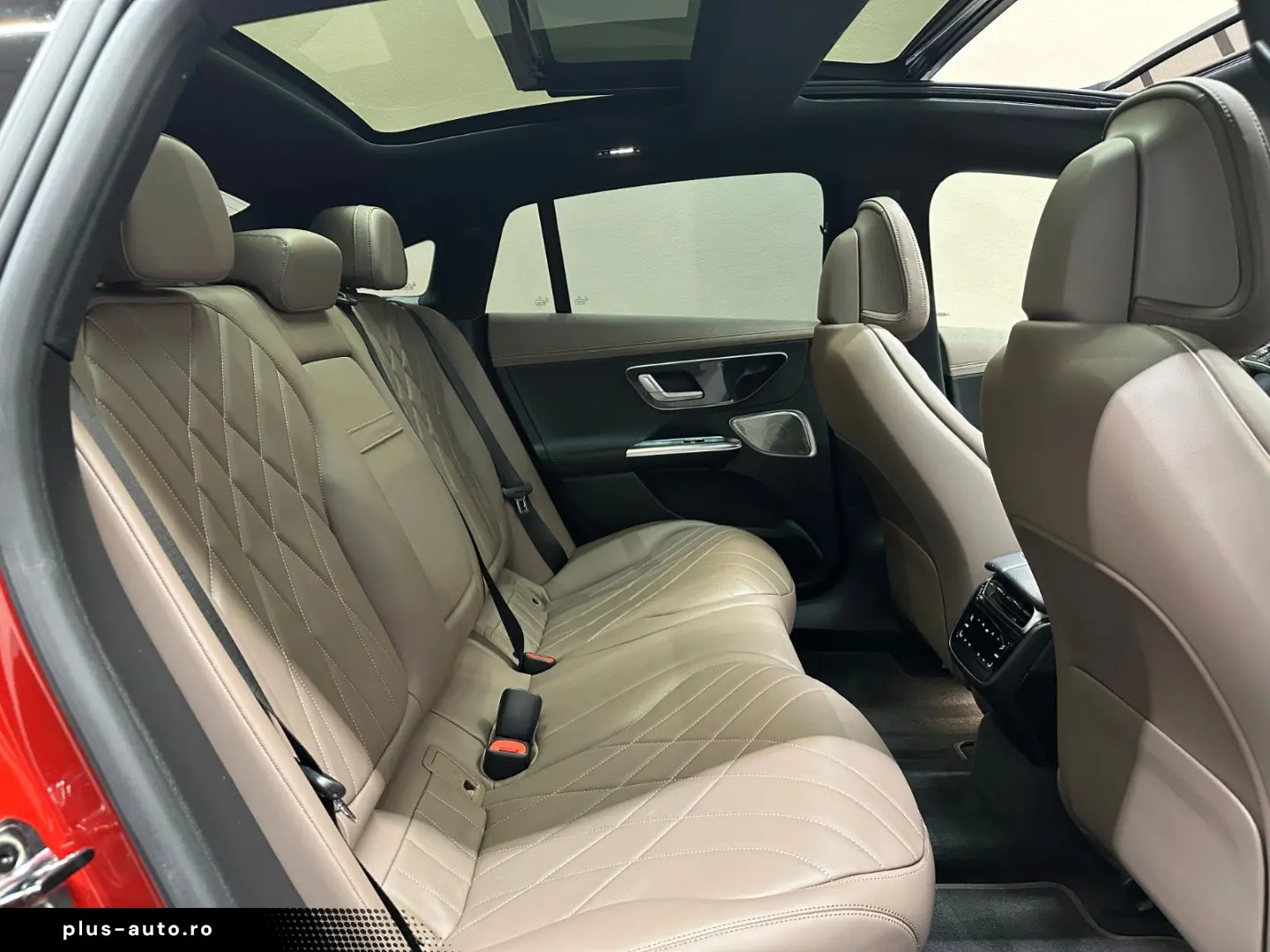 MERCEDES-BENZ EQE500 4Matic AMG LINE  1. HAND HEAD-UP 360