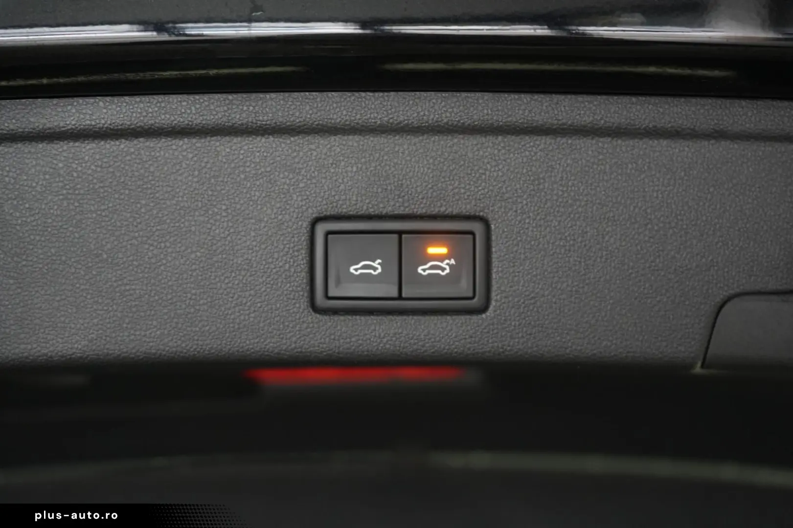 VW Touareg 3.0 V6 TDI 4Motion R line Navi Leder ACC