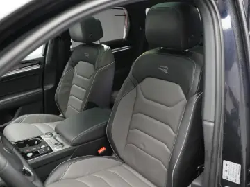 VW Touareg 3.0 V6 TDI 4Motion R line Navi Leder ACC