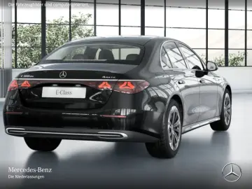MERCEDES-BENZ E 300 de 4M Avantgarde Advanced Pano DISTR LED