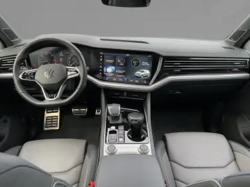 VW Touareg R-Line 3.0 TDI MATRIX AHK AREA LUFT LEDE