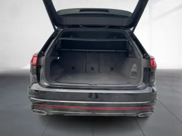 VW Touareg R-Line 3.0 TDI MATRIX AHK AREA LUFT LEDE