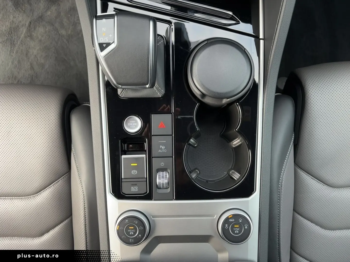 VW Touareg R-Line 3.0 TDI MATRIX AHK AREA LUFT LEDE