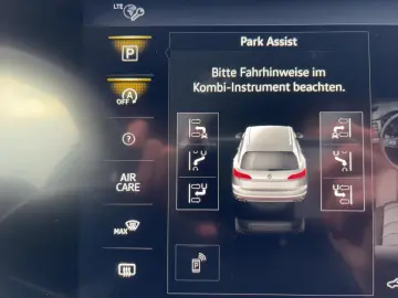 VW Touareg R-Line 3.0 TDI MATRIX AHK AREA LUFT LEDE