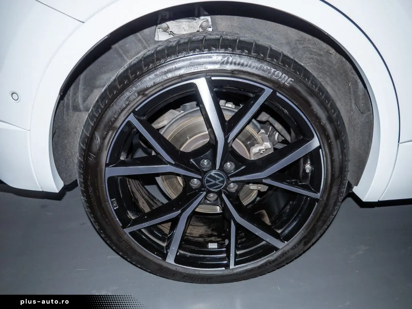 VW Touareg 3.0 V6 TDI R-Line 4M Black Pano Standhzg