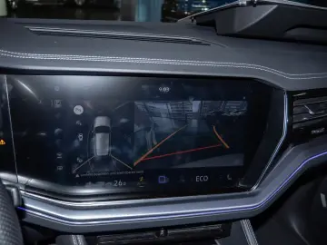 VW Touareg 3.0 V6 TDI R-Line 4M Black Pano Standhzg