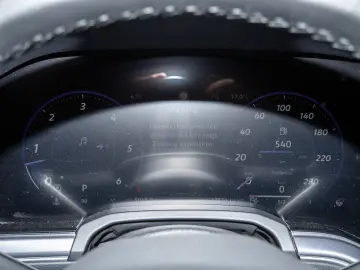 VW Touareg 3.0 V6 TDI R-Line 4M Black Pano Standhzg