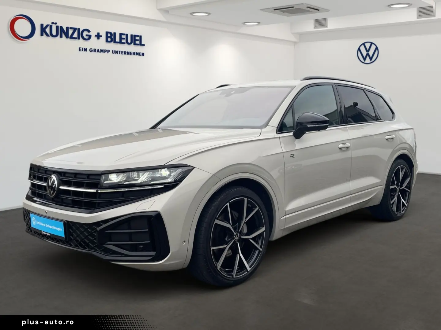 VW Touareg R-Line 3.0TDI 4Motion  AHK LUFT STDHZ