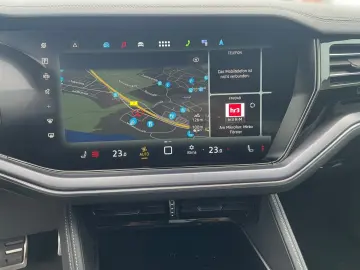 VW Touareg R-Line 3.0TDI 4Motion  AHK LUFT STDHZ