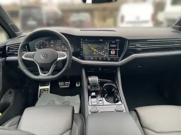VW Touareg R-Line 3.0TDI 4Motion  AHK LUFT STDHZ
