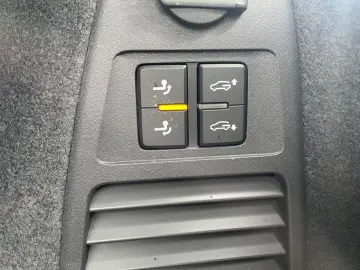 VW Touareg R-Line 3.0TDI 4Motion  AHK LUFT STDHZ