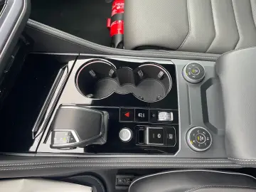 VW Touareg R-Line 3.0TDI 4Motion  AHK LUFT STDHZ