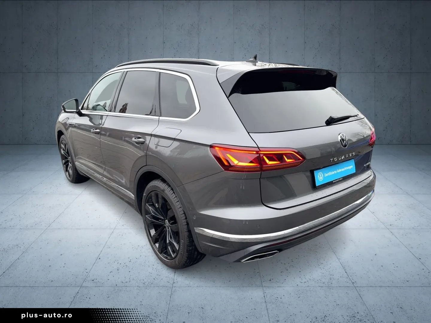 VW Touareg Atmosphere eHybrid AHK Pano Matrix Luft