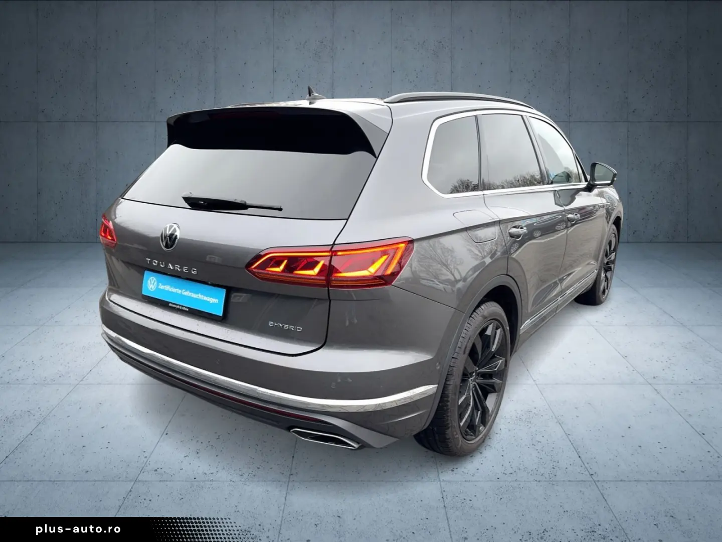 VW Touareg Atmosphere eHybrid AHK Pano Matrix Luft