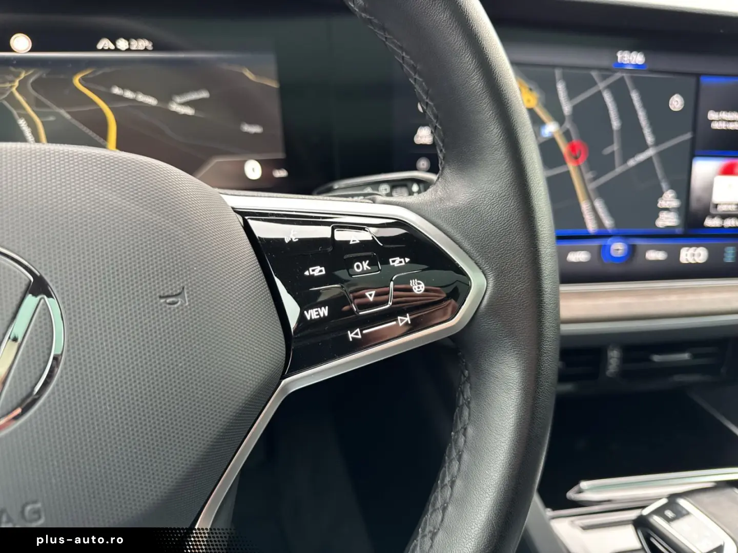 VW Touareg Atmosphere eHybrid AHK Pano Matrix Luft