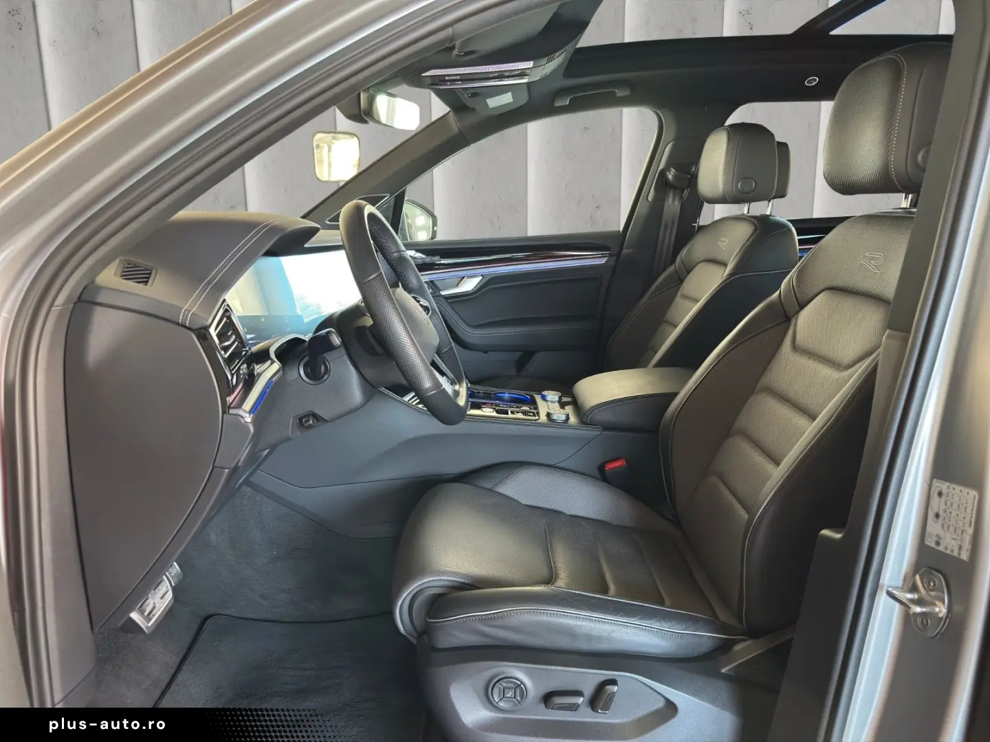 VW 4Motion R-Line Black Style Matrix Pan HUD AHK