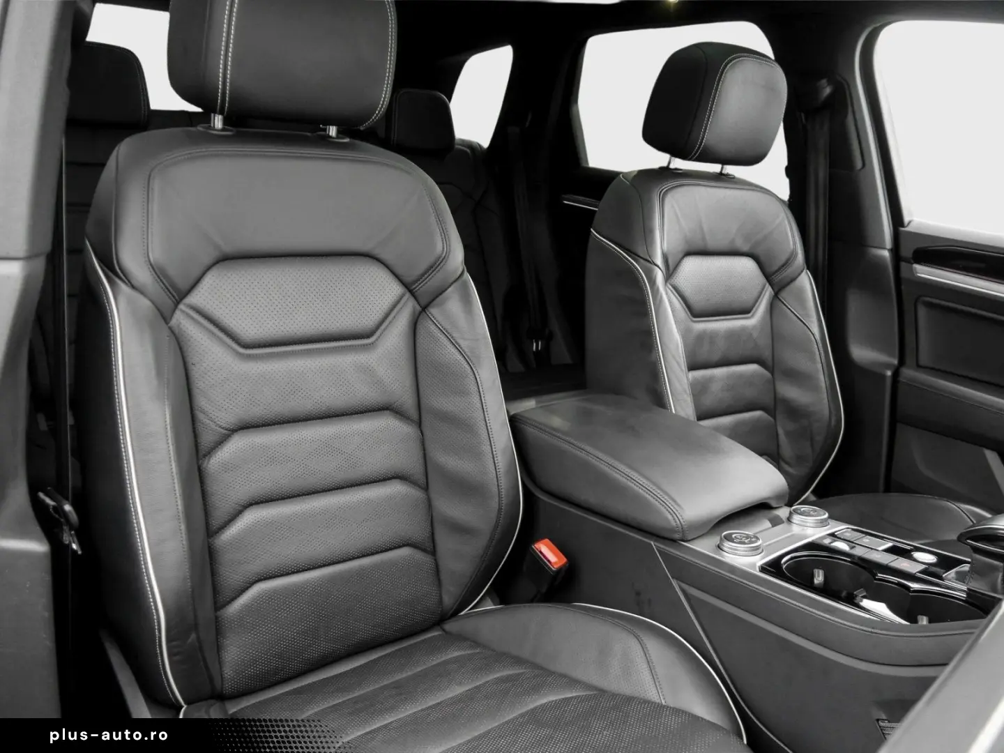 VW Touareg Elegance eHybrid IQ.Light Navi AHK Luftf