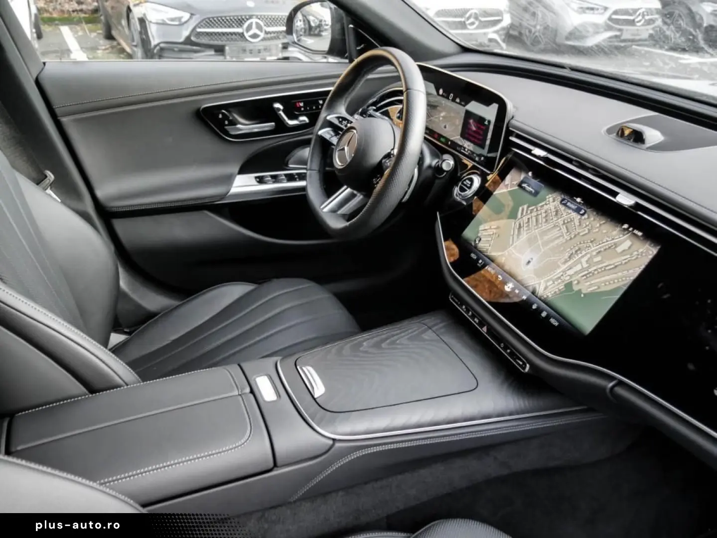 MERCEDES-BENZ E 300 e 4M AMG-Sport Pano Super AHK Leder Burm