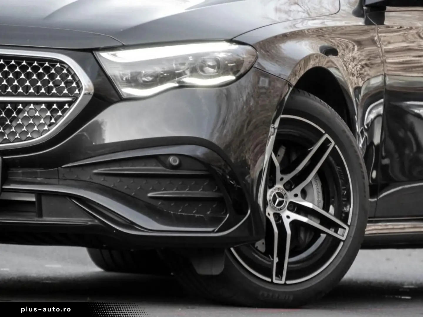 MERCEDES-BENZ E 300 e 4M AMG-Sport Pano Super AHK Leder Burm