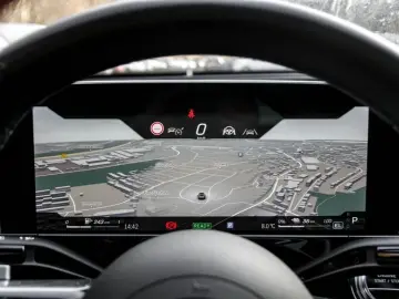 MERCEDES-BENZ E 300 e 4M AMG-Sport Pano Super AHK Leder Burm