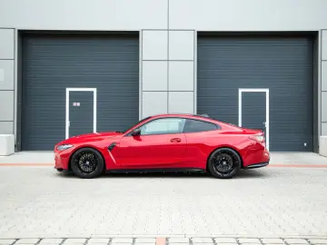 BMW M4 Competition Carbon Sitz  Akrapovic Armaspeed