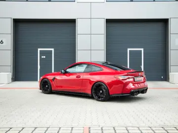 BMW M4 Competition Carbon Sitz  Akrapovic Armaspeed