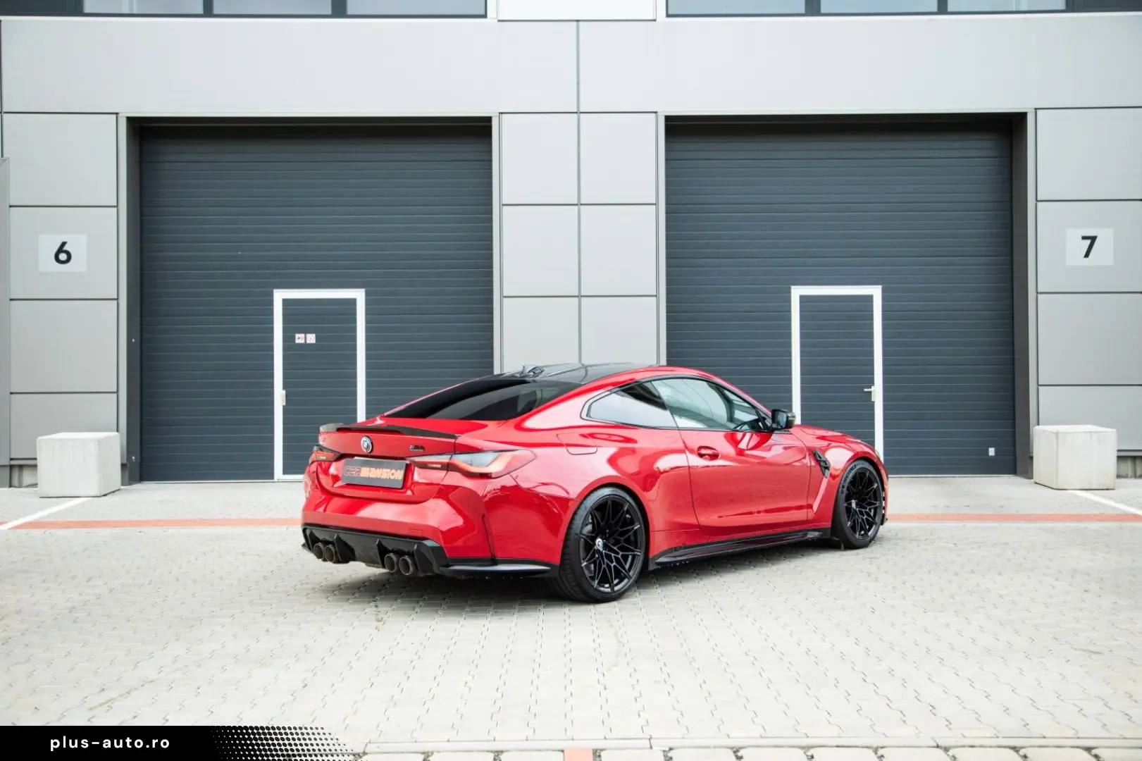 BMW M4 Competition Carbon Sitz  Akrapovic Armaspeed