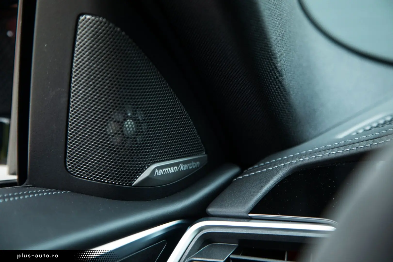 BMW M4 Competition Carbon Sitz  Akrapovic Armaspeed