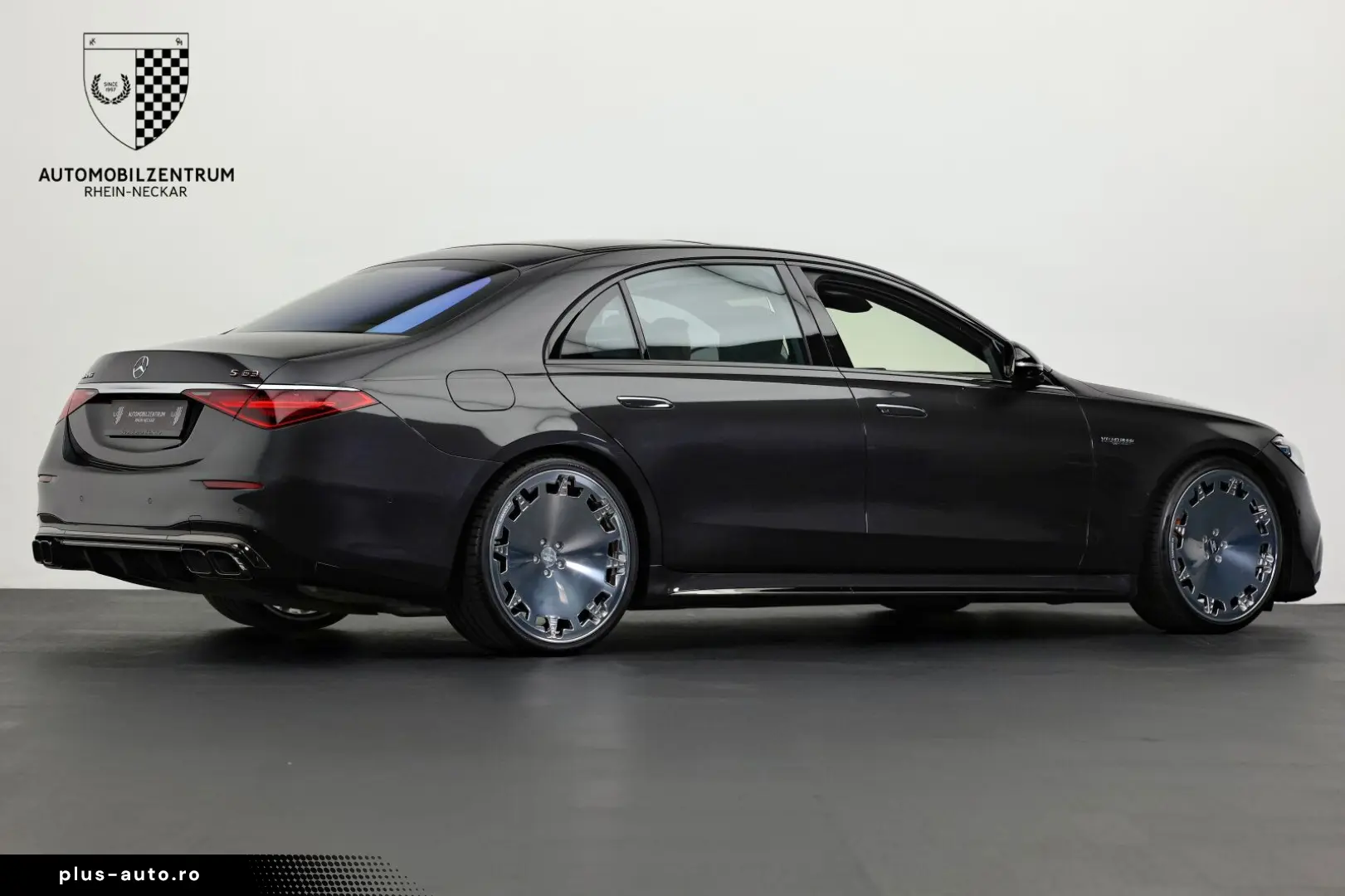 MERCEDES-BENZ S 63 AMG Pano Night Drivers Keramik ARHeadUp