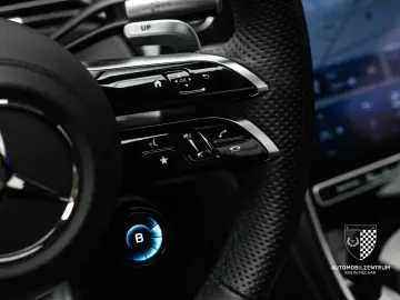 MERCEDES-BENZ S 63 AMG Pano Night Drivers Keramik ARHeadUp