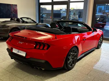 FORD Mustang Convertible 5.0 V8