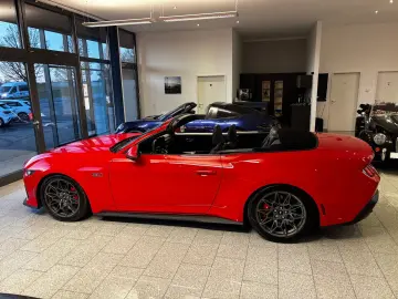FORD Mustang Convertible 5.0 V8