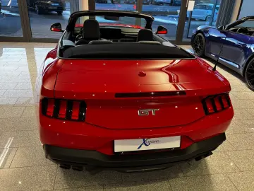 FORD Mustang Convertible 5.0 V8
