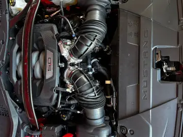 FORD Mustang Convertible 5.0 V8