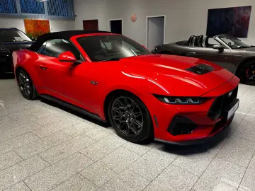 FORD Mustang Convertible 5.0 V8