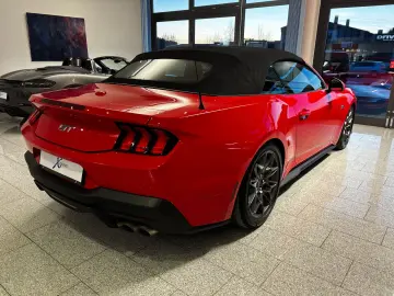 FORD Mustang Convertible 5.0 V8