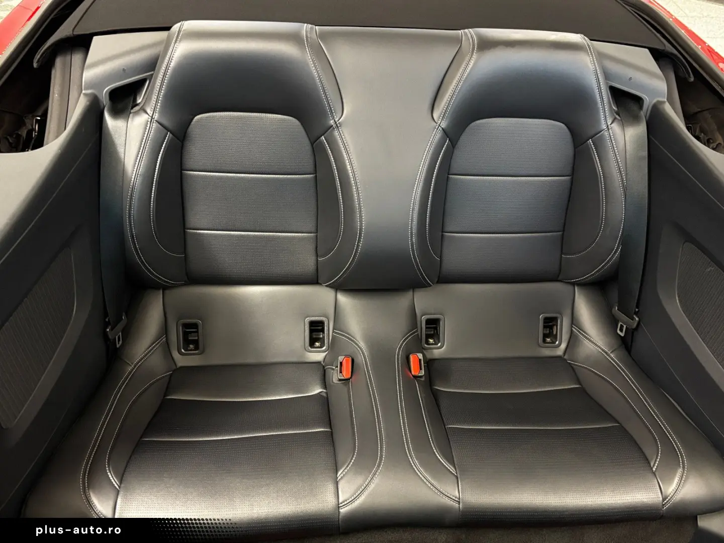 FORD Mustang Convertible 5.0 V8