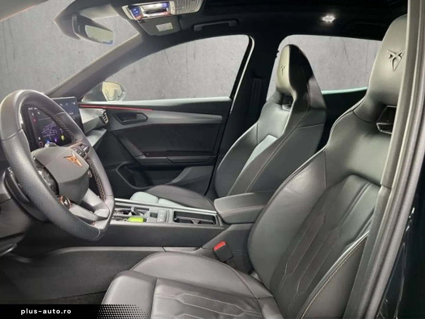 CUPRA Formentor VZ5 2.5 TSI 4Drive PANO LED MIRROR-LI