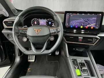 CUPRA Formentor VZ5 2.5 TSI 4Drive PANO LED MIRROR-LI