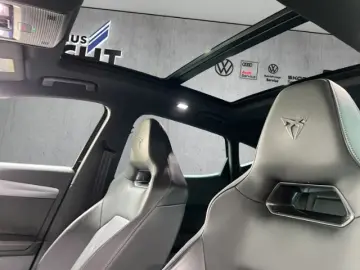 CUPRA Formentor VZ5 2.5 TSI 4Drive PANO LED MIRROR-LI