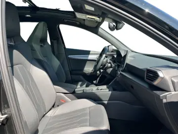 CUPRA Formentor 2.5 TSI DSG 4Drive VZ5 DCC PANO MATRIX