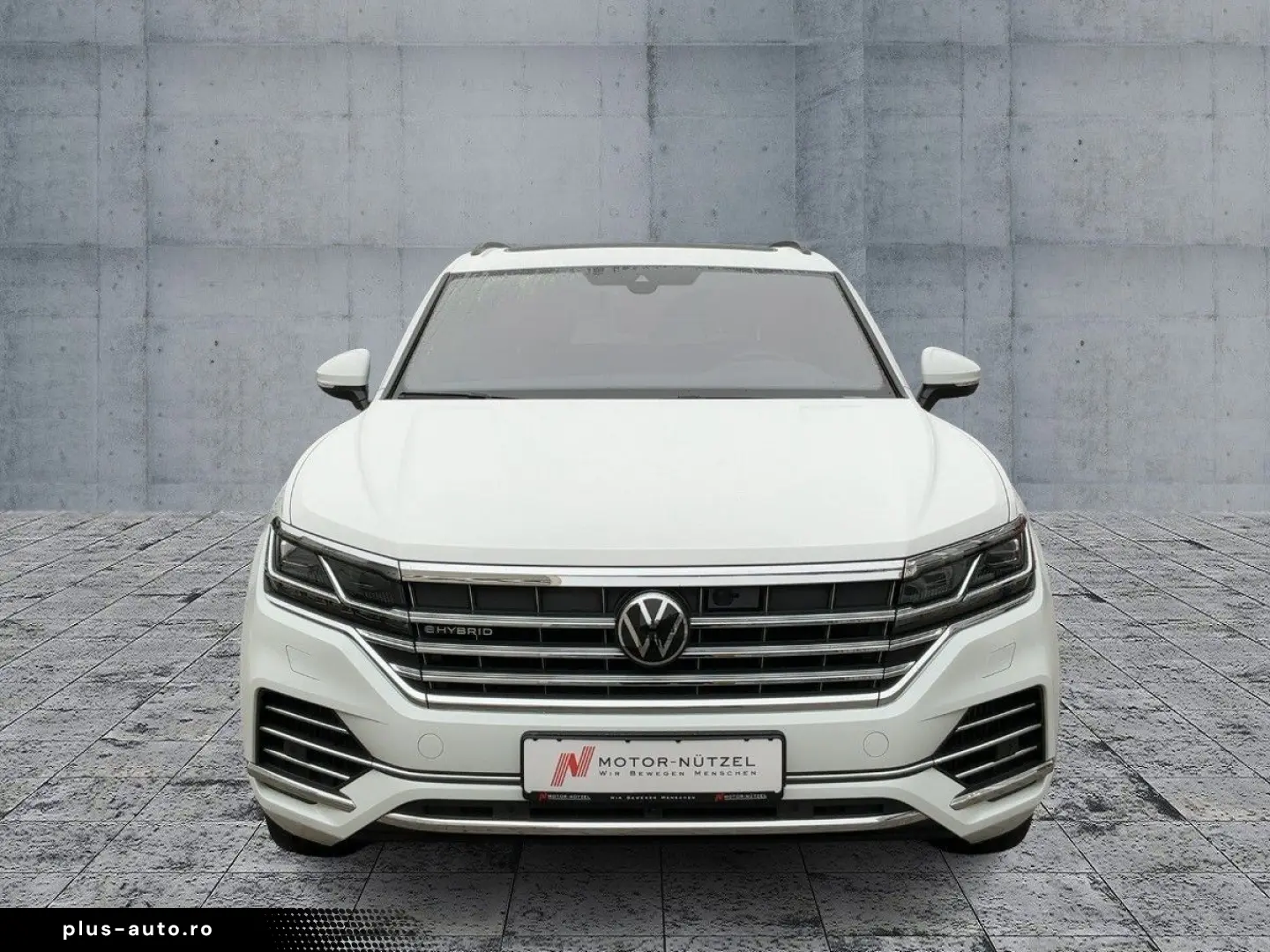 VW Touareg TSI eHYBRID MATRIX NAVI AIR AHK PANO HuD