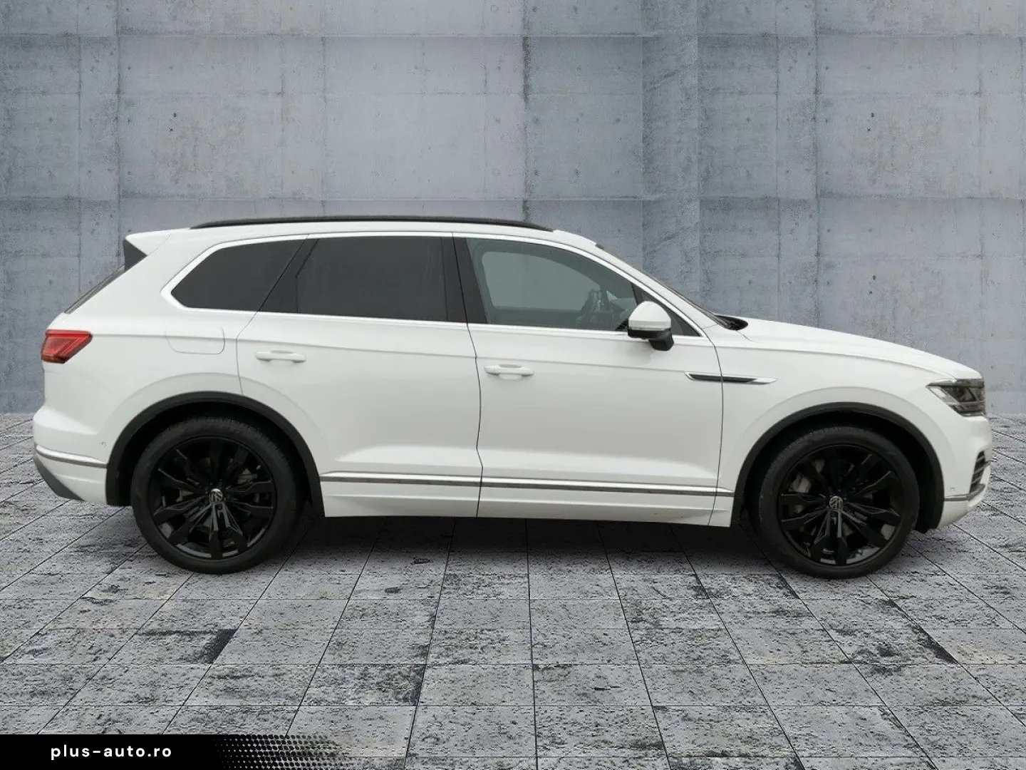 VW Touareg TSI eHYBRID MATRIX NAVI AIR AHK PANO HuD