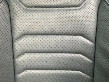 VW Touareg TSI eHYBRID MATRIX NAVI AIR AHK PANO HuD