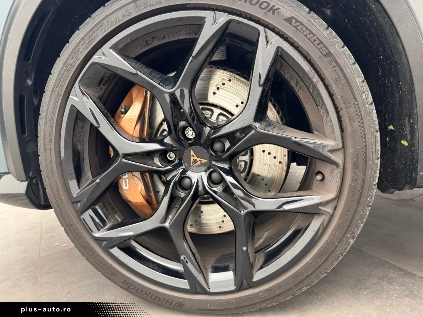 CUPRA Formentor VZ5 EnceladusGreyMATT EditionPanoBlack