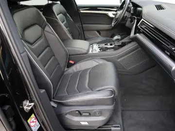 VW Touareg Elegance 4Motion eHybrid Klima Navi