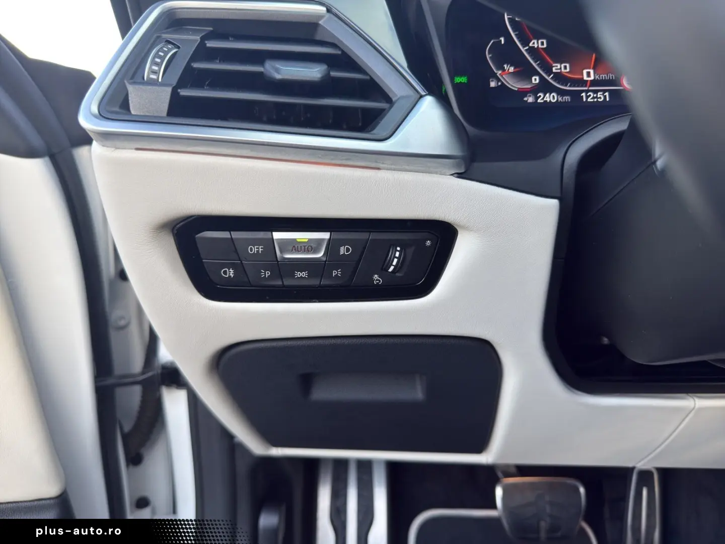 BMW M440i xDrive Cabrio LivePro CarPlay Head-Up Lase